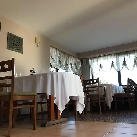 - Restaurant Chairite Sófia