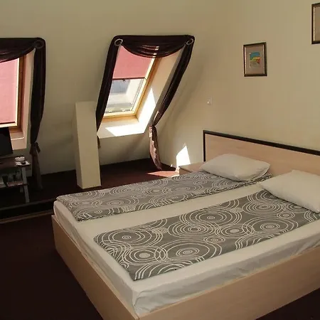 - Restaurant Chairite Hotel