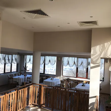 Hotel - Restaurant Chairite *