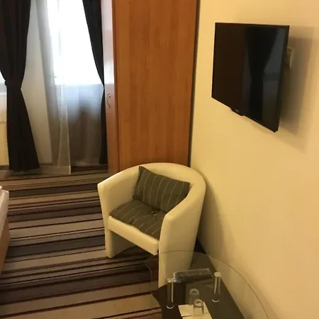 - Restaurant Chairite